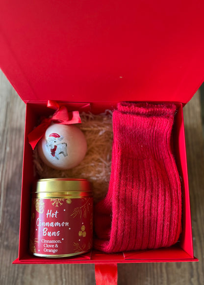 The Red Box - Short Ribbed Sock