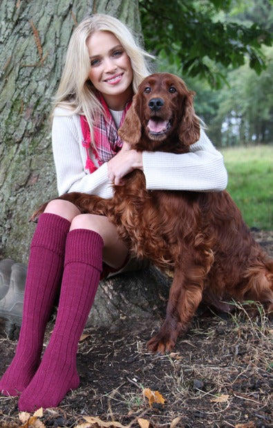 Perilla long burgundy alpaca socks